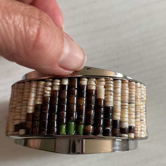 Shell Cuff Bangle Bracelet - Picture 5 of 5